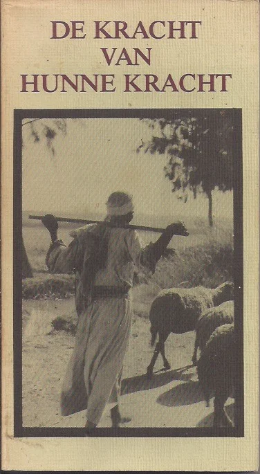 De kracht van hunne kracht : Bijbels dagboek – De Vuurbaak : Twaalf predikanten van de Gereformeerde Kerken (Vrijgemaakt) 1979 Gereduceerde Prijs