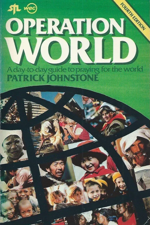 Merkproduct Operation World : A day-to-day guide to praying for the world – Patrick Johnstone (4th ed. Signed copy!!!)