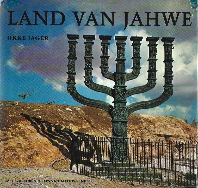 Exclusieve Aanbieding Land van Jahwe : Impressies uit het land van de Bijbel ; met 55 kleurenfoto’s van Alfons Senfter – Okke Jager (2e druk met stof omslag)