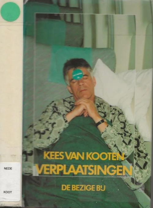 Hoge Kwaliteit Verplaatsingen VerhalenKees van Kooten (Den Haag, 1941) samen met Wim de Bie cabaretgroep Cebrah op.