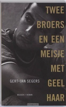 TWEE BROERS EN EEN MEISJE MET GEEL HAAR Lage Prijs