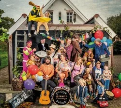 EEN GROTE FAMILIE CD Hete Deal