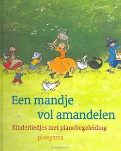 Favoriet EEN MANDJE VOL AMANDELEN