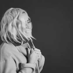 MADE FOR YOU (LIVE) Gecertificeerd