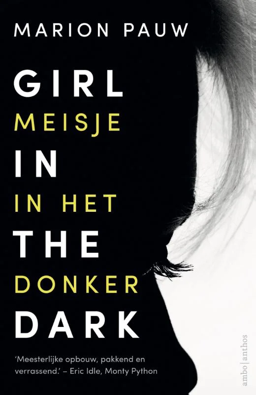 Meisje in het donker Gratis Verzending