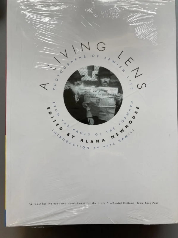 A Living Lens Hete Deal