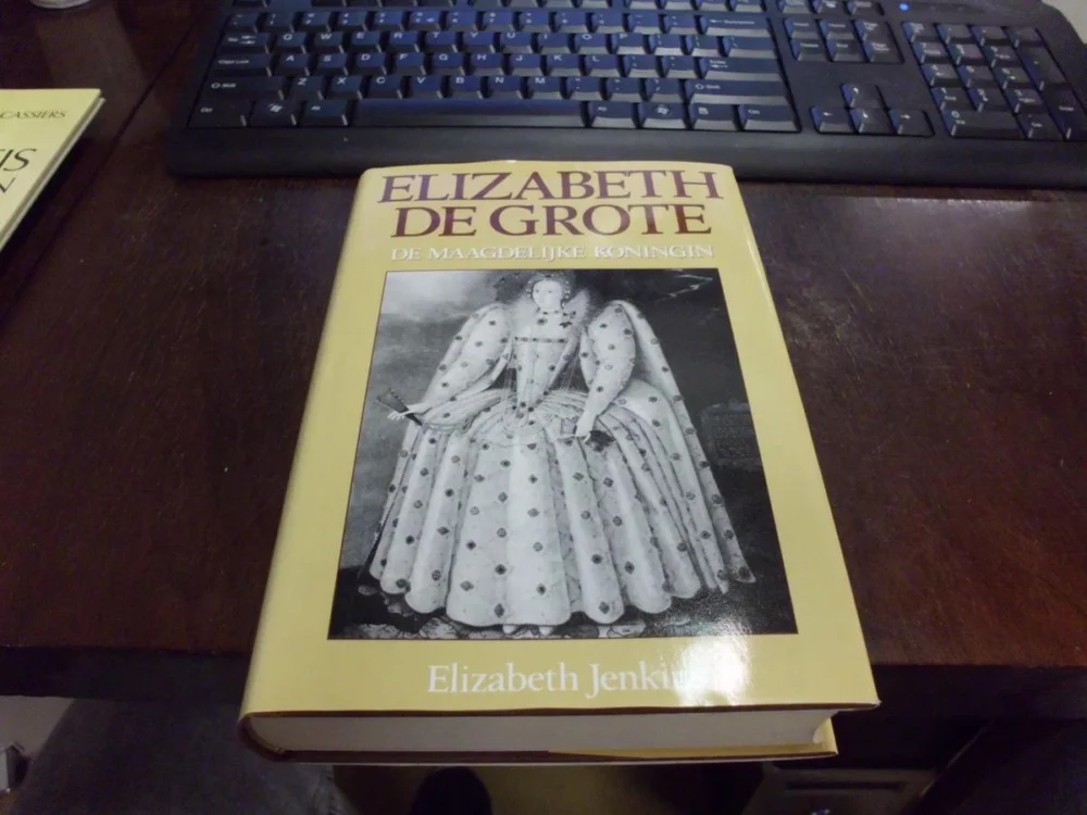 Elizabeth de grote Tijdelijk Beschikbaar